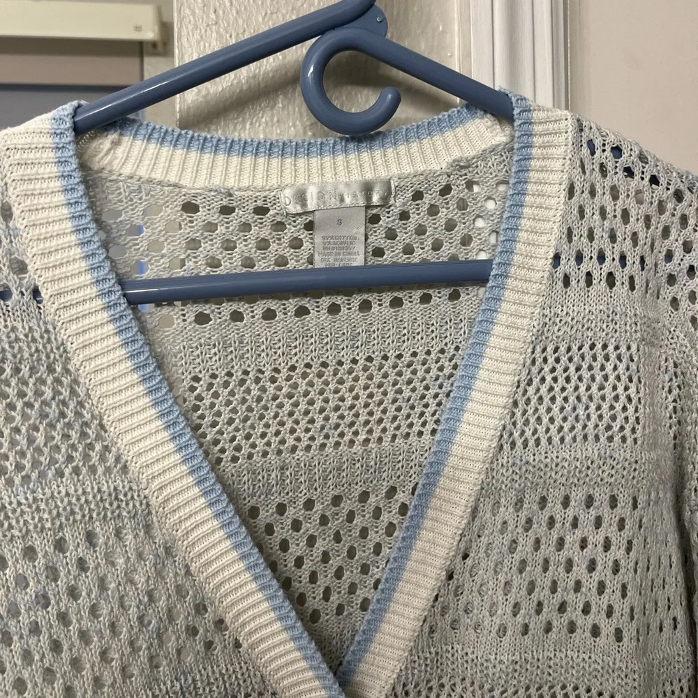 Like-New Design History Open-Knit Cardigan Sweater in Poolside Combo - Picture 2 of 8